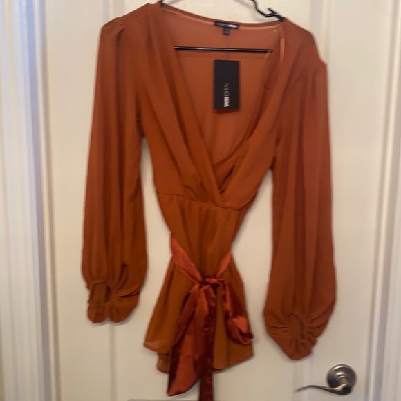 Fashion nova brand new romper bronze - Picture 1 of 5